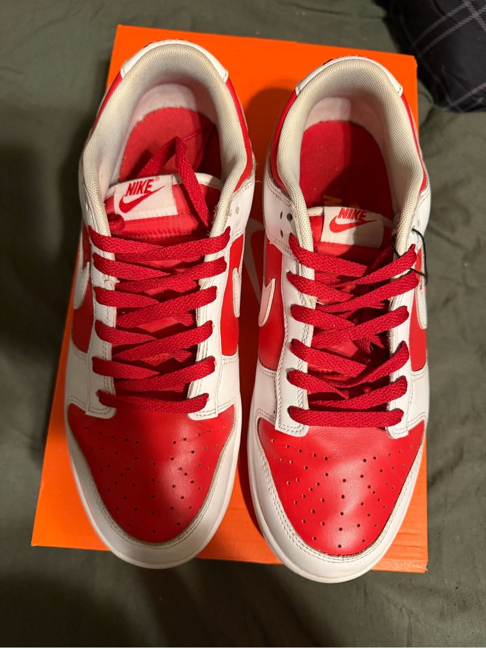 Nike White & Red Low-Top Dunk Sneakers